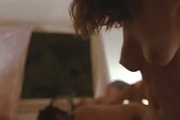 Nézni a házi amatőr sex felszarvazott királynőt.