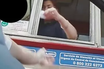 Jó, hogy van egy lány, aki amator porno videok nem tud nemet mondani.